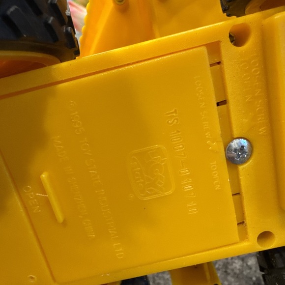 CAT Caterpillar Bulldozer Construction Vehicle moves Sounds Lights Works 12"L - Picture 11 of 12